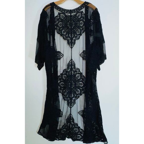 Black Lace Kimono - Women's Size L-XL - Pretty for Cover-Up or For Layering - Picture 2 of 8